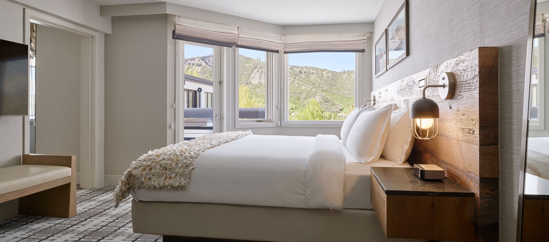 Classic Suite bedroom