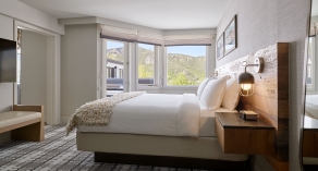 Classic Suite bedroom