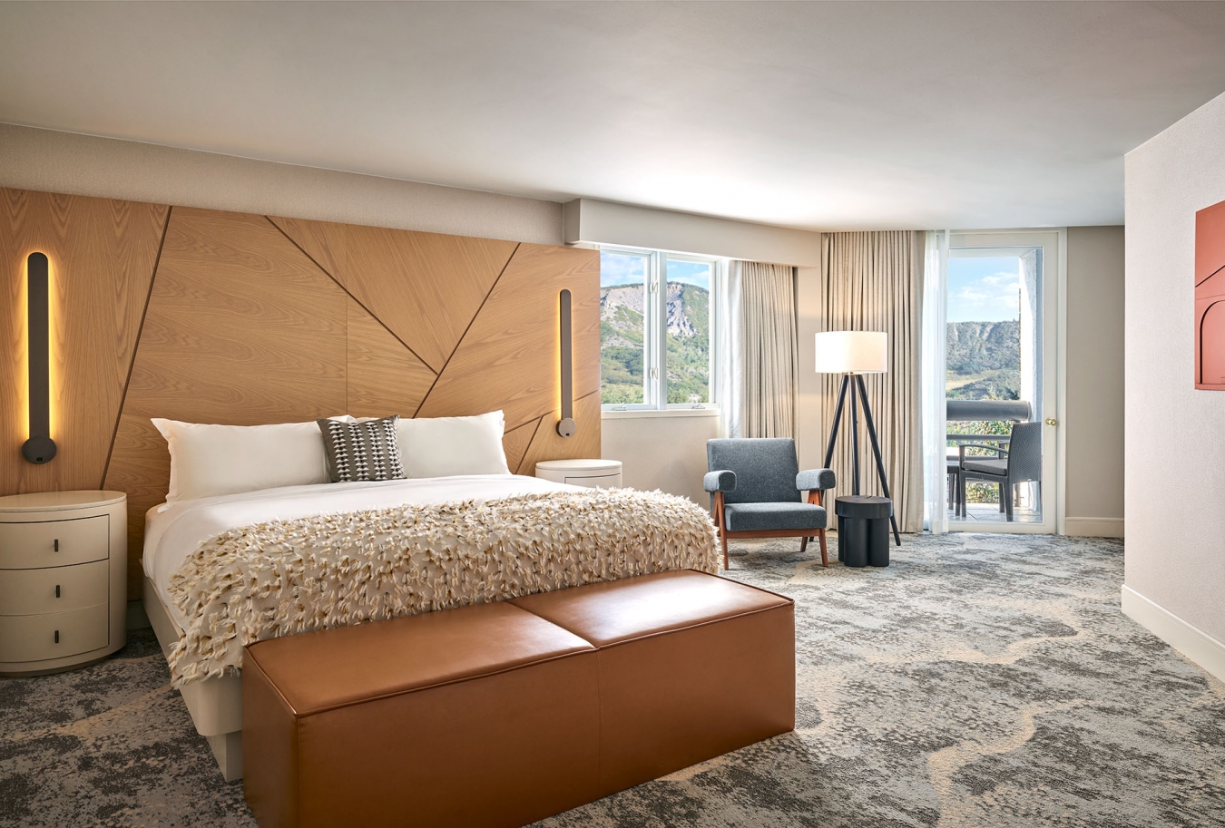 Viewline Penthouse Suite 1