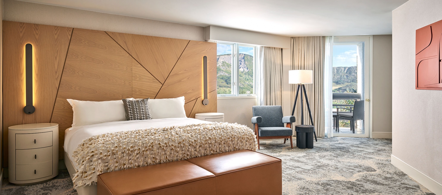 Viewline Penthouse Suite 1