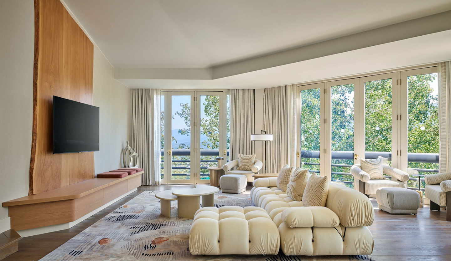 Snowmass Penthouse Suite 2